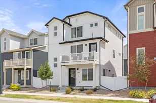 18260 E 51st Pl, Denver, CO 80249 - Photo 2