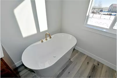 32789 Eagle View Dr, Greeley, CO 80631 - Photo 10