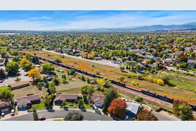4837 Filbert Dr, Loveland, CO 80538 - Photo 2