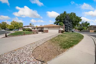 2080 Firestone Ct, Loveland, CO 80538 - Photo 2