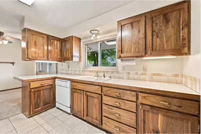 3233 Hawthorn Dr, Loveland, CO 80538 - Photo 12