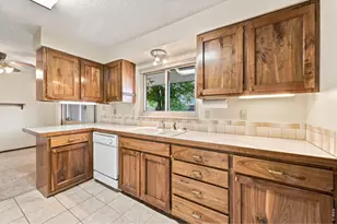 3233 Hawthorn Dr, Loveland, CO 80538 - Photo 12