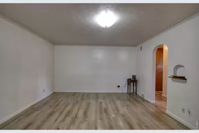 619 E Kiowa Ave, Fort Morgan, CO 80701 - Photo 6
