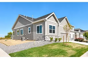 10421 W 12th St, Greeley, CO 80634 - Photo 2