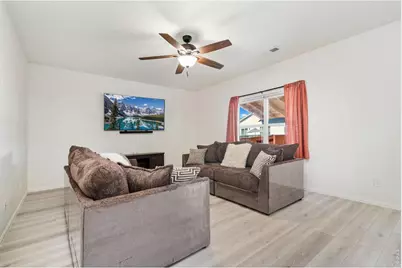 501 Quincy Rr Ave, Keenesburg, CO 80643 - Photo 8