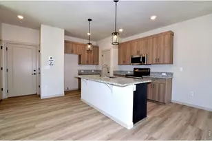 537 S 10th St, Berthoud, CO 80513 - Photo 6