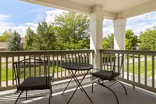 4615 Hahns Peak Dr, Loveland, CO 80538 - Photo 2