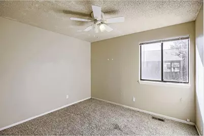 1021 Townley Cir, Longmont, CO 80501 - Photo 22