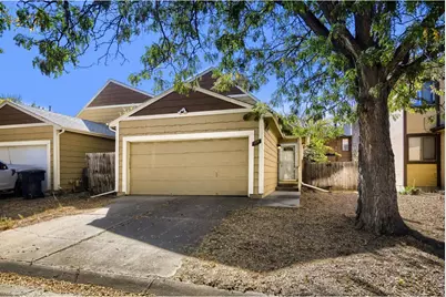 1021 Townley Cir, Longmont, CO 80501 - Photo 2