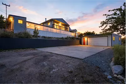 2962 Black Fox Run Ln, Loveland, CO 80538 - Photo 2