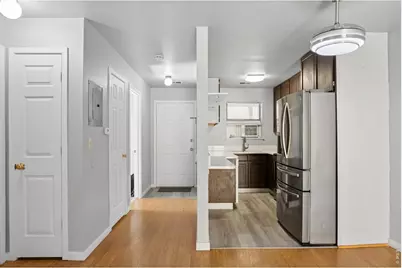 225 E 8th Ave #F-6, Longmont, CO 80504 - Photo 22