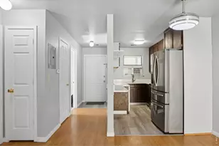 225 E 8th Ave, Longmont, CO 80504 - Photo 22