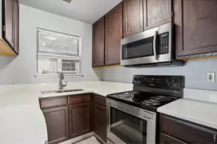 225 E 8th Ave, Longmont, CO 80504 - Photo 8