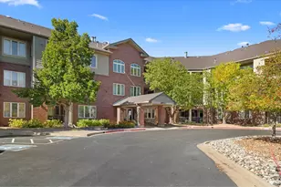 2894 W Riverwalk Cir, Littleton, CO 80123 - Photo 32