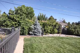 3333 W Wagon Trail Dr, Englewood, CO 80110 - Photo 26