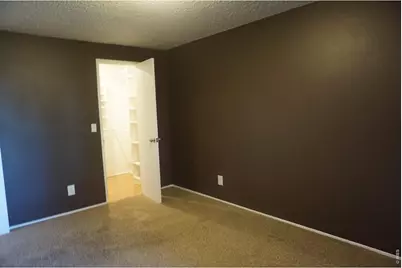 422 Glenda Dr, Loveland, CO 80537 - Photo 8