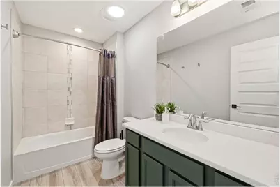 1763 Covered Bridge Pkwy, Windsor, CO 80550 - Photo 18