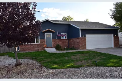 502 E 19th St, Greeley, CO 80631 - Photo 2