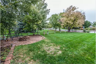 2006 Pacific Ct, Fort Collins, CO 80528 - Photo 46