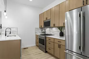662 S Logan St, Denver, CO 80209 - Photo 20