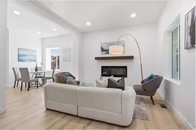 662 S Logan St, Denver, CO 80209 - Photo 8