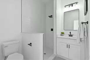 662 S Logan St, Denver, CO 80209 - Photo 24