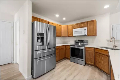 1703 Whitehall Dr #5-H, Longmont, CO 80504 - Photo 4