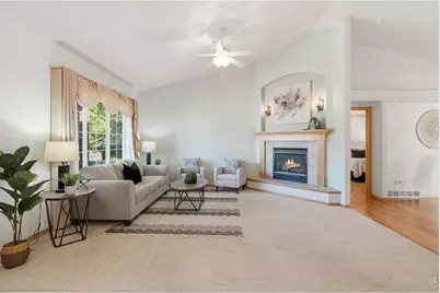 2380 Woody Creek Cir, Loveland, CO 80538 - Photo 2