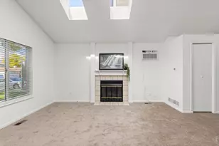1840 Juniper St, Longmont, CO 80501 - Photo 4