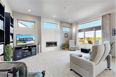 1074 Prism Cactus Cir, Loveland, CO 80537 - Photo 2