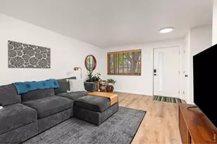 1121 S Gay Dr, Longmont, CO 80501 - Photo 6