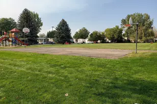 221 W 57th St, Loveland, CO 80538 - Photo 32