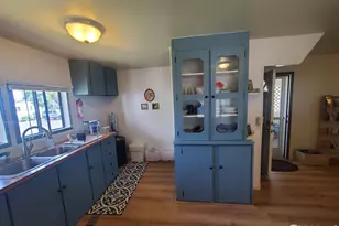 221 W 57th St, Loveland, CO 80538 - Photo 6