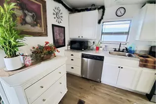 221 W 57th St, Loveland, CO 80538 - Photo 10