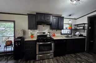 11481 Hot Springs, Longmont, CO 80504 - Photo 32