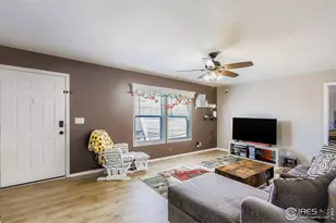 3105 Foxtail Ln, Evans, CO 80620 - Photo 6