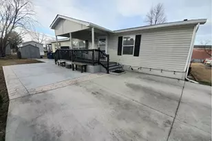 435 N 35th Ave, Greeley, CO 80631 - Photo 2