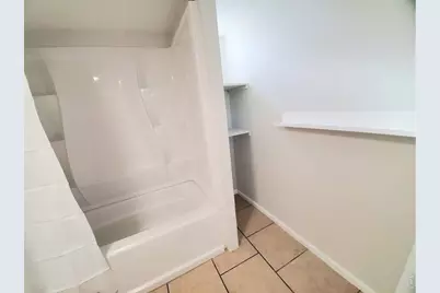 221 W 57th St #B32, Loveland, CO 80538 - Photo 14