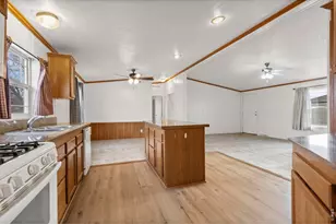 3324 Coyote Ln, Evans, CO 80620 - Photo 4