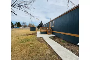 420 E 57th St, Loveland, CO 80538 - Photo 22