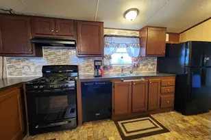 726 E Cleveland St, Lafayette, CO 80026 - Photo 2