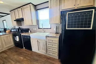 301 B St, Evans, CO 80620 - Photo 10