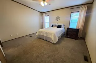 1829 Sandstone Ct, Loveland, CO 80537 - Photo 14
