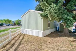 230 N 2nd St, Berthoud, CO 80513 - Photo 20