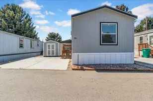 230 N 2nd St, Berthoud, CO 80513 - Photo 2
