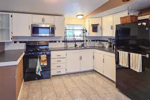 1401 9th St, Fort Lupton, CO 80621 - Photo 6
