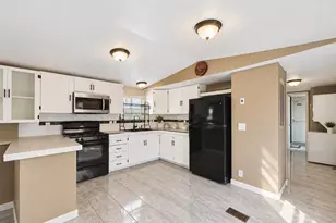 1401 9th St, Fort Lupton, CO 80621 - Photo 2