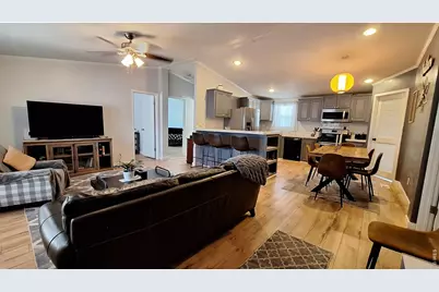 230 N 2nd St #76B, Berthoud, CO 80513 - Photo 4