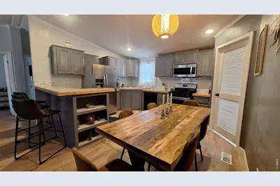 230 N 2nd St #76B, Berthoud, CO 80513 - Photo 2