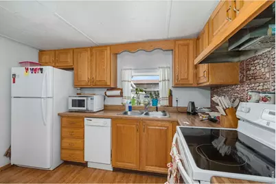 2200 37th St ##8, Evans, CO 80620 - Photo 6